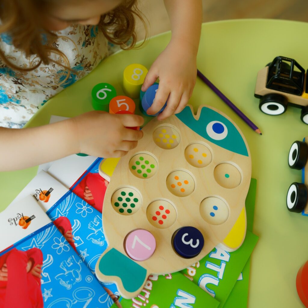 Assistantes maternelle à Juvignac - activités avec les enfants